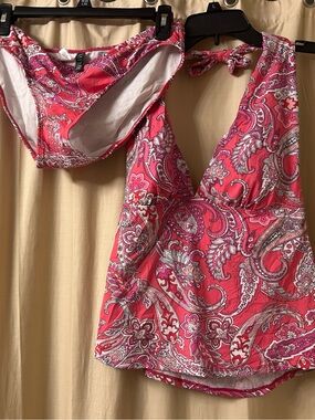 Ralph Lauren Pink Paisley Halter Tankini Set note sizes.  Top 14 bottom size 12